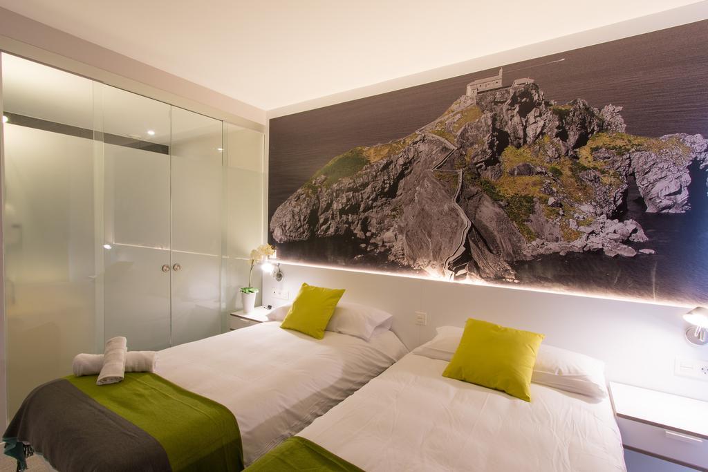 Bilbao City Rooms Exterior photo